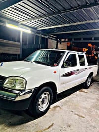 نيسان • ٢٠١١ • ١٧٦٠٠٠ كم