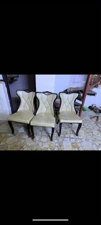ميز طعام • ست كراسي • قابل للتفاوض