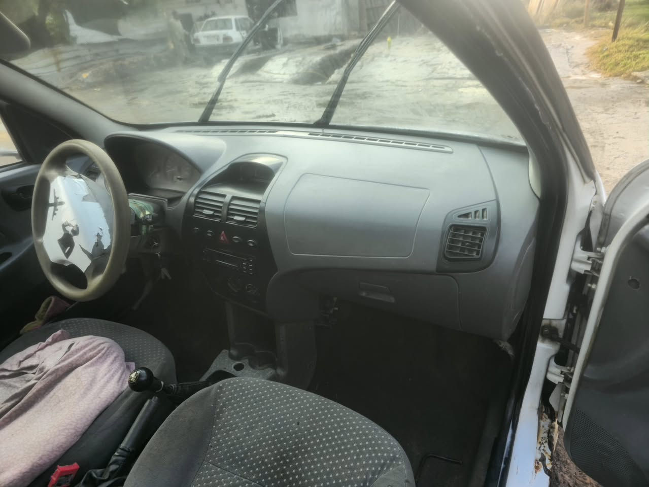 سلام عليكم تايبه موديل 13رقم قادسيه مكينه شرط لا تبخير ولا تنقيص حدادي حلوه كير البك يفلت بيه اغياس بل دوسه تخم تاير جديد باتري جديد كرهبايات كله شغاله سعره 30او بيه مجال *********** مكان سياره ديوانية شاميه
