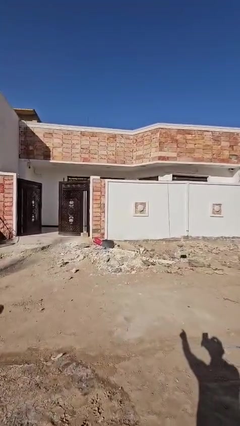 🥀 السلام عليكم 🥀
عروض مكتب التاج للعقار
دار للبيع في مربع توزيع المالكي
طابو ملك صرف 
مساحة 150  متر واجهة 10 ونزال 15 بناء حديث 💯 يحتوي على غرفتين نوم كبيرة  وصاله واستقبال ومطبخ وخدمات
🌹🌹🌹
نتعامل بمقاطعه 2/10 / 3/10 /  وقطع  المالكي والمهندسين والقضاة
 بيع و شراء و بناء وترميم واشراف هندسي
🌹🌹🌹
الي عنده عقار يريد يبعه عدنه  مشتري جاهز ثاني يوم فتح البيان
والي عنده دار للبيع ويريد مشتري يرجى مراسله الصفحه او الاتصال
***********☎️ 
***********☎️ 
*********** ☎️
التاج للعقار
