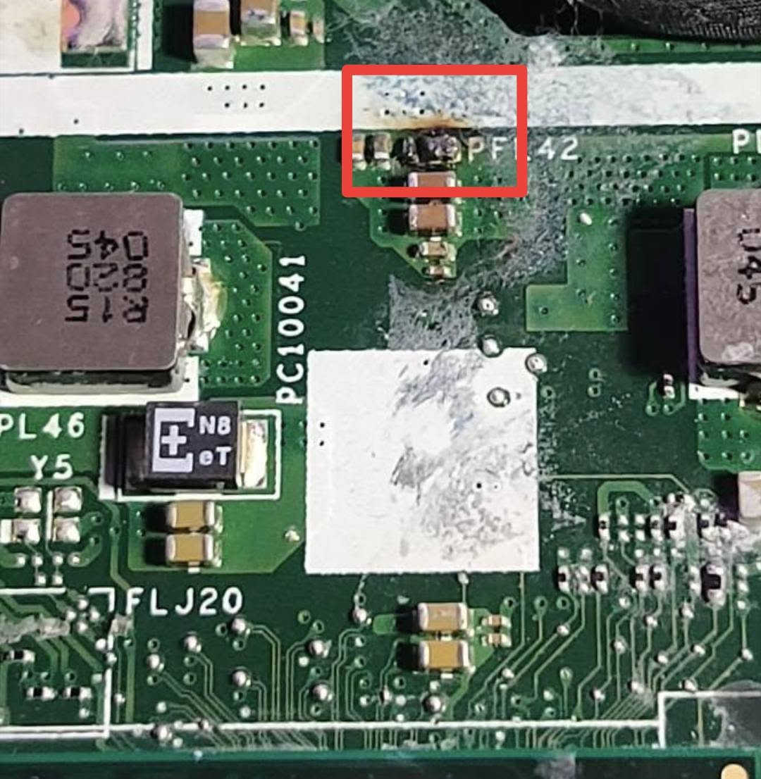 جهاز لينوفو x380
مابي أي شي شغال فقط هذا شي رايدله تصليح 25 
حاسبة للعمل ودراسة ولعب لخفيف و البرمجة
+ ناقص SSD
وياها شاحنه وجنطه


**إذا كنت صاحب هذا الإعلان وتريد حذفه لأي سبب، رجاءا أرسل رسالة إلى الدعم الفني**