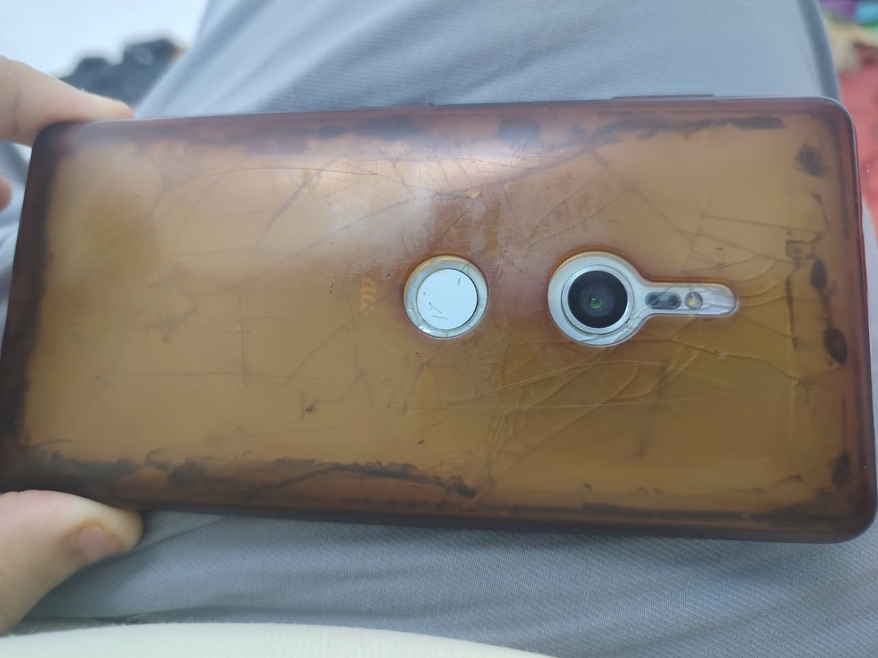 سوني xz2 
ذاكرة 64+6
بطارية ٥٠٠٠
ببجي 60 فريم 
سعر50 وبي مجال للطيبين


**إذا كنت صاحب هذا الإعلان وتريد حذفه لأي سبب، رجاءا أرسل رسالة إلى الدعم الفني**