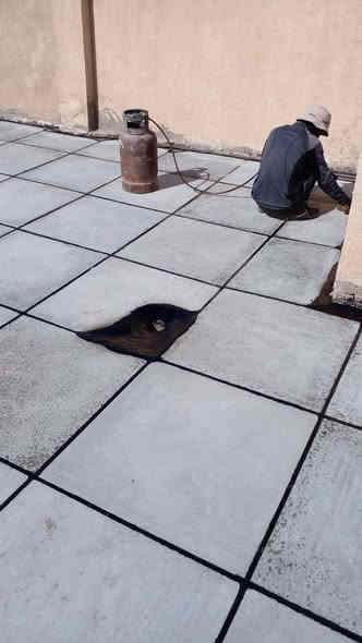 عمل ماستك السطوح
عمل درجه اولى. ضمان وقتناع صاحب المنزل قبل. اخذ القيمه. 
قلع الماستك. القديم 
اضافه ماستك جديد 
كوي الماستك 
- [ ] قلع الاشتايكر المتكسر او الفاطر  او الخاسف واعاده. تطبيك شتايكر جديد 
للستفسار  الاتصال على ***********
 او مراسله الصفحه
