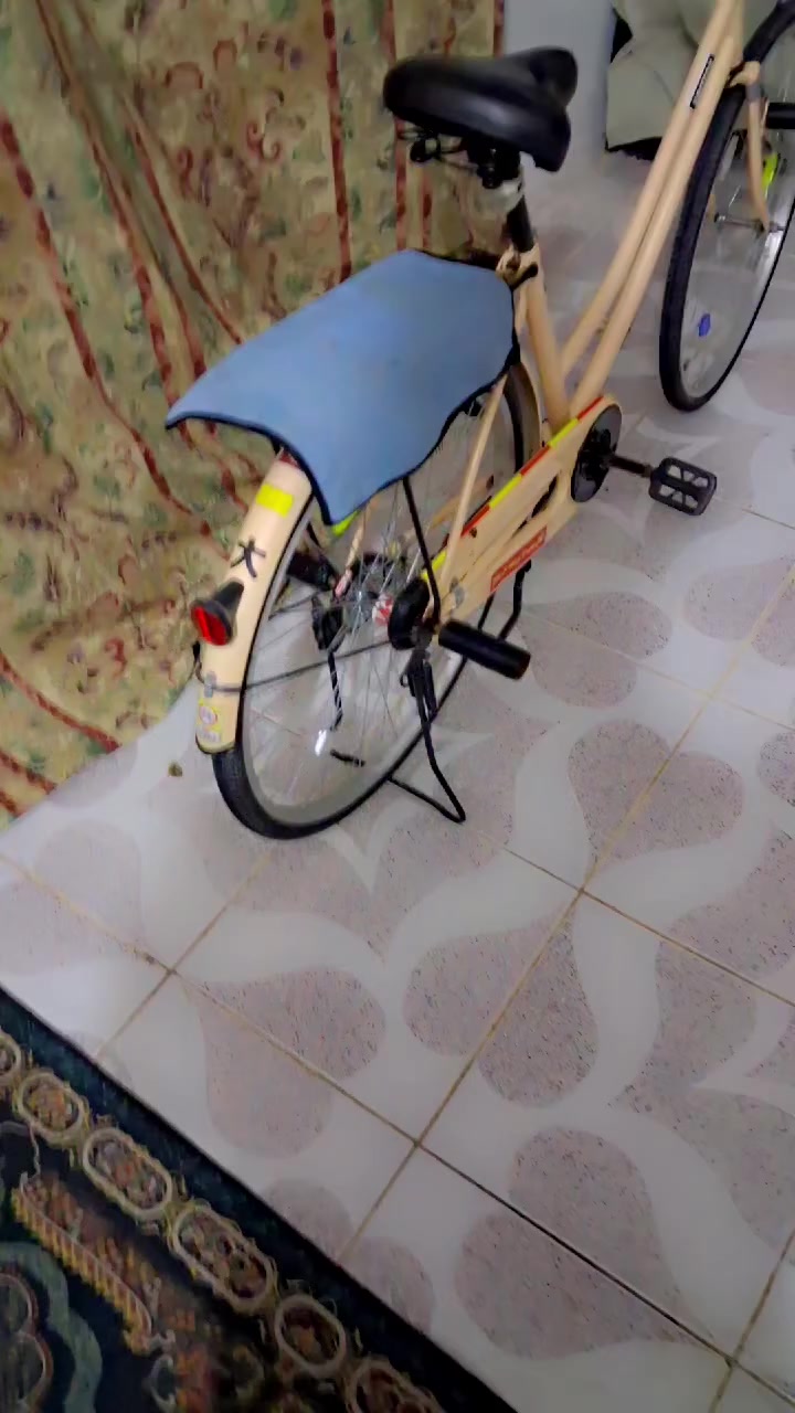 بايسكل باله جديد حجم 26 المكان البصره شط العرب الجزيره الفيحاء سعره170
*********** رقم واتساب🫡
