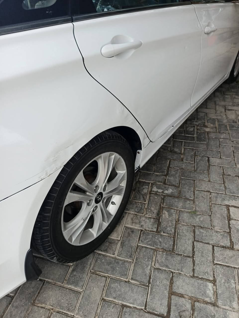 سوناته ١١ وارد خليجي  أربيل صاحبه متوفي بس زوجته أوي وكالة سعر ١٠٠ مكانه البصره ***********
