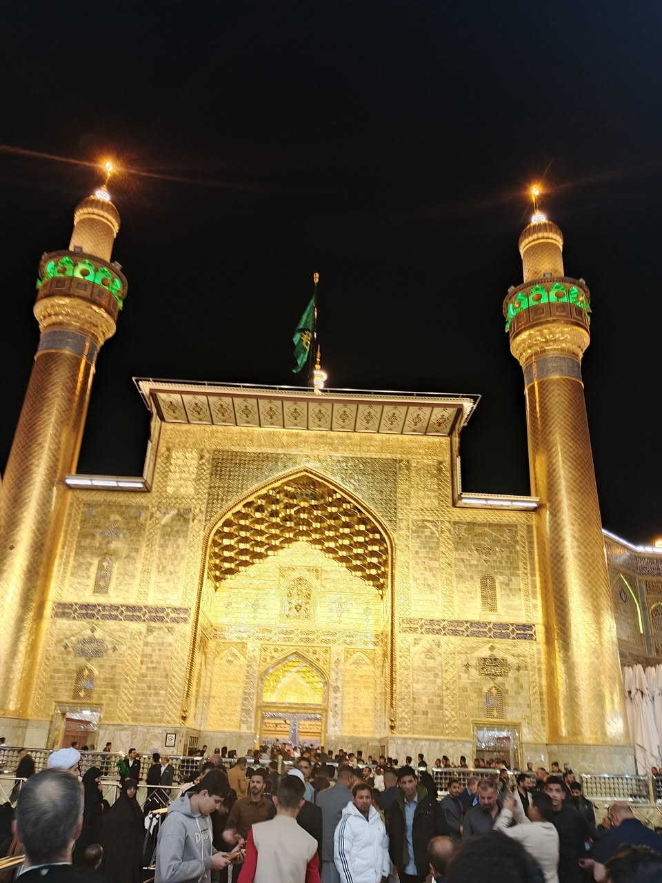 الجمعه الئ النجف الاشرف 
المقبره والامام علي عليه السلام
 سعر النفر 10 مرجع 
الذهاب ب6 صباحا 
والعوده 4 عصرا 
*********** 
نجيك لاقرب نقطه داله عليك 
سياره ستاركس
