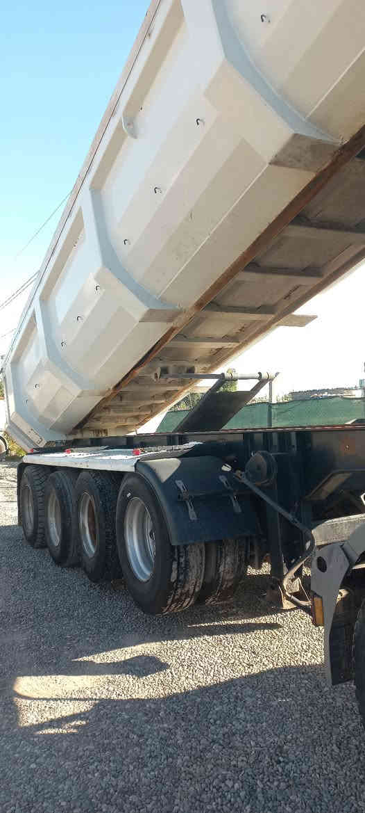 للبيع بودي تركي بابان ذرعه ٢٤ متر استندر دناكير ١٤ جك كبير 
اربع محاور بلادي رقم دهوك شرط تحويل بودي مكفول كفاله عامه سعر ١٥٥ ورقه مكان موصل الساحل الايسر 
***********
***********
لاتراسل عل فيس تريد خابر
