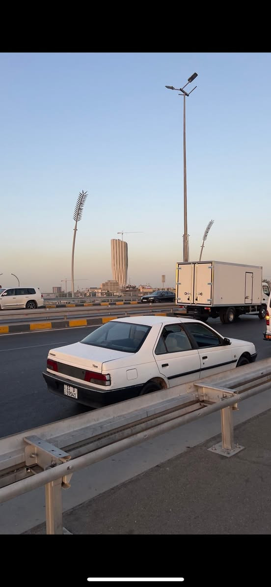 السلام عليكم بيجو روى 2009 بأسمي سياره كير مكينه كفاله كشر زين سياره خير من الله    غرفتها حلوه نظيفه. ملاحظة الجامه الاماميه بل جديد انكسرت مكاني بغداد التاجي سعرها25

‭***********‬

