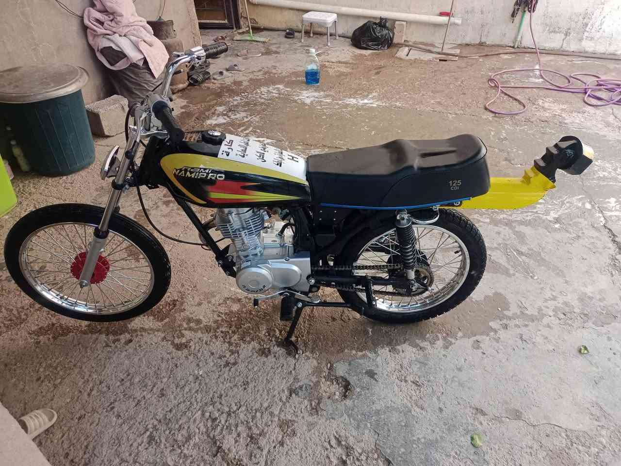 سلام عليكم درجه #لبيع شاصي سكنر 26 7 وراق مكفوله تعمير كله جديد 26 مكينه ربيدو خير منالله فول درجه ما عوزها برغي 
اريدها مراوس حتلو سكنر او بيع 700 وبيها مجال مكاني كوت شارع نفط هذا رقمي ***********
