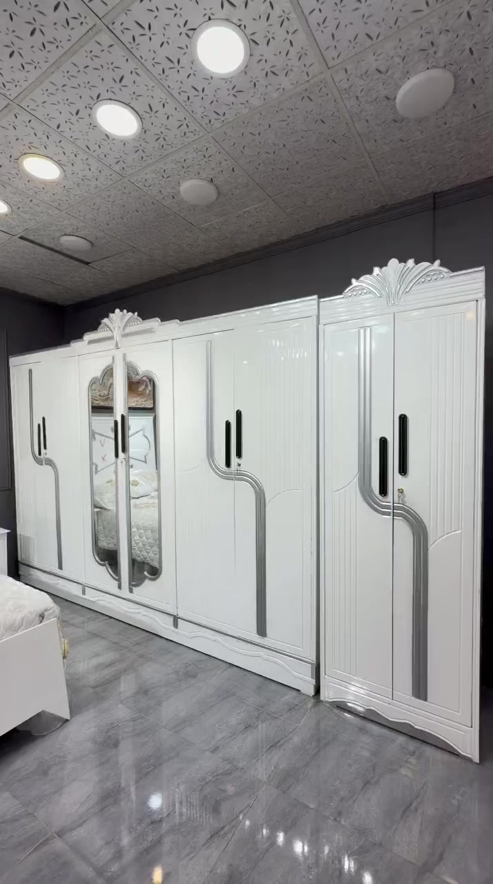 غرفة اخشاب  بسعر 950
⚜️تفاصيل الغرفة ....⚜️

صاج خارج ٤ملم ام دي اف 🪭
وداخل صاج ٣ملم 
صبغ مرمري درجة اولى 

عدد القطع  ٧ قطع 😍
1 //جرباية  قياس  ١٦٠ × ٢٠٠ 
//ميز جانبي ايسر قياس ٥٠
2// وميز  جانبي  قياس ٥٠
3// زاوية ارتفاع مترين عرض ٨٠
4// وميز بلازمه  
5//وميز مراية ارتفاع مترين عرض ١٢٠
6// وكنتور ٦ باب  ارتفاع مترين و١٥ طول ٣ متر و١٥

القطعه الثامنة حسب الطلب شازلون
سعرها 50 الف ❤️
طابوريه 25 الف ❤️

(توصيل مجاني مركز بغداد )
التوصيل يشمل الشد مجاني 🔥
(اطراف ٥٠)
باقي المحافضات حسب البعد


**إذا كنت صاحب هذا الإعلان وتريد حذفه لأي سبب، رجاءا أرسل رسالة إلى الدعم الفني**