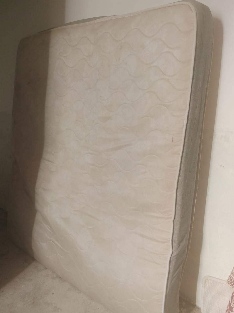 مطرح سبرنك نفرين ب ٢٥ الف عنوان موصل حي الانتصار 
معاكم مندوبه جديده اعرض غراضكم مقابل عموله بسيطه


**إذا كنت صاحب هذا الإعلان وتريد حذفه لأي سبب، رجاءا أرسل رسالة إلى الدعم الفني**