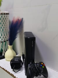 بلي اكس بوكس 360 مع كامل ملحقاته  كيبل  HD واير كهرباء يده 1 السعر 120...
