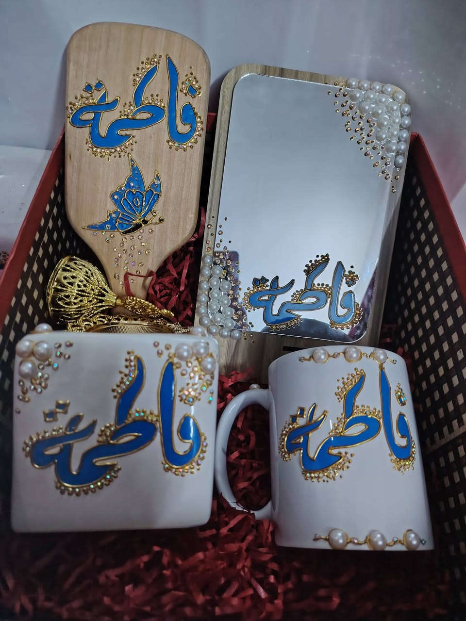 مابقى غير القليل وتظهر النتائج  

الحجز مفتوح ❤ 
لا تخلي تعب سنة كاملة ينتهي بستوري مبروك وخلاص. خلي يذكره طول العمر بهدية


**إذا كنت صاحب هذا الإعلان وتريد حذفه لأي سبب، رجاءا أرسل رسالة إلى الدعم الفني**