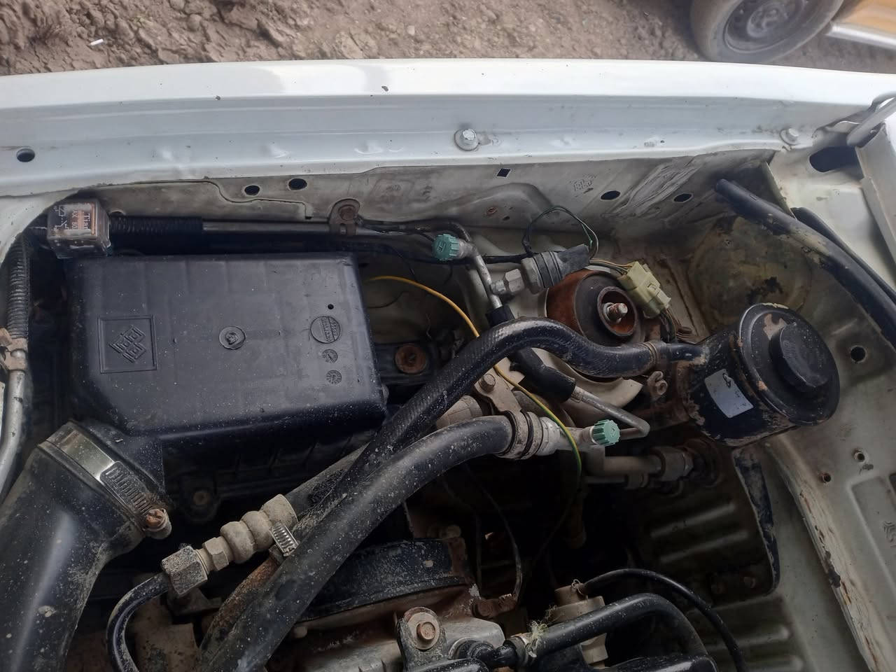 سلام عليكم من رخصت صاحب الكروب بيع سايبه موديل ٢٠٠٩ كفاله عامه من ضربه عده طخه بل لغد المامي خفيفه وسياره مصبوغه الجماليه اثر طراد تحويل مباشر مكينه جير تخم تاير باتري جديد سياره مصفره مكاني ابو غريب المنسيه  سعر ٣٧ وبي مجال واني خادم ***********
