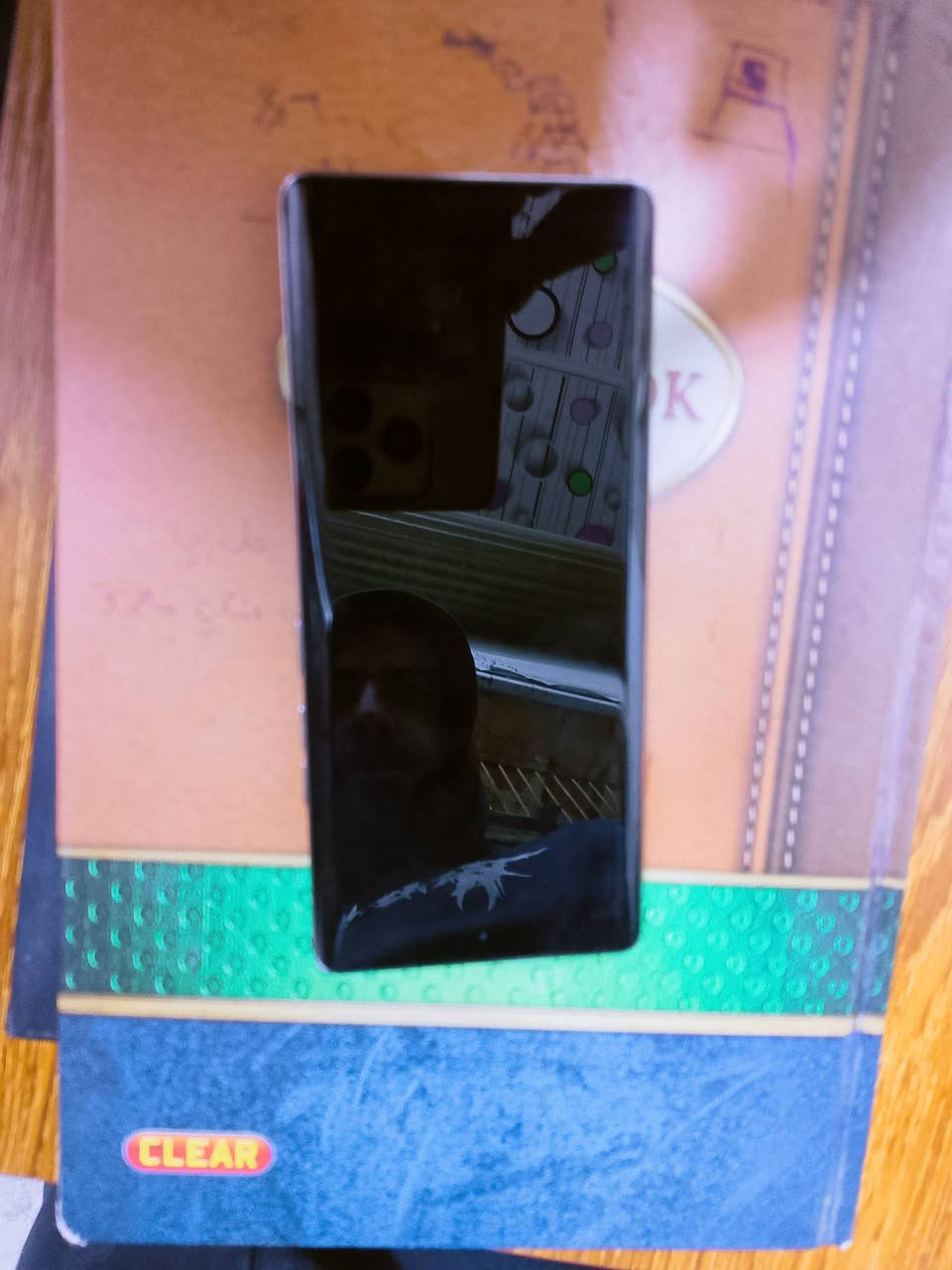 السلام عليكم شباب جهاز للبيع اسم الحهاز تكني كامون 40برو الجهاز مستخدم شهر كامل كفالة عامه الجهاز نضيف كلش السعر 400بي مجال الستفسار خاص الرقم ***********
