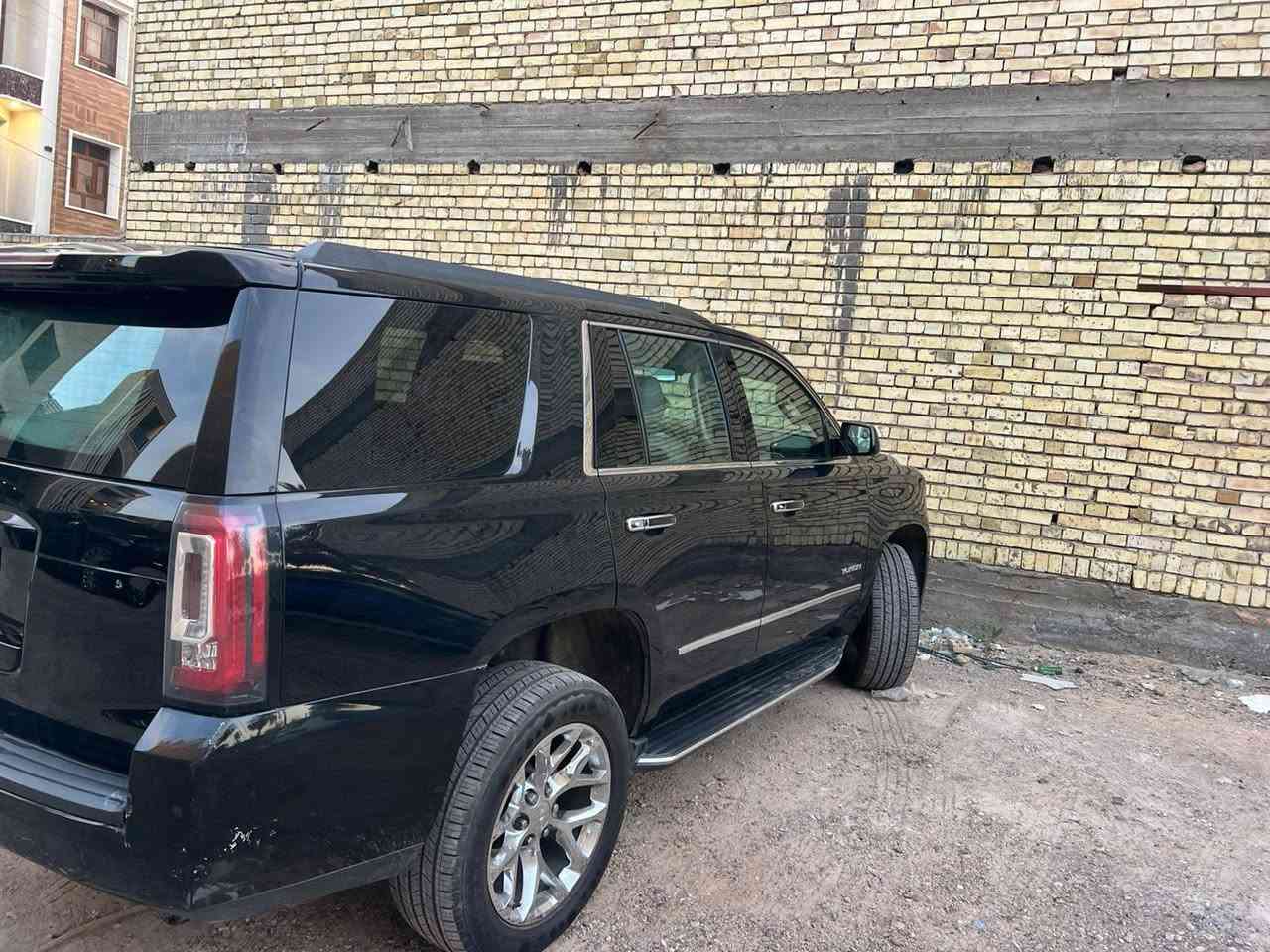 السلام عليكم  جمسي دنلي  موديل 20 وكاله  بدون ظررشاشه وكامره كشنات كهرباء تشغل عن بعد ماشيه 140 ألف مكفوله كفاله عامه السعر 35 ألف *********** المكان بغداد حي اور قرب جامع الفردوس
