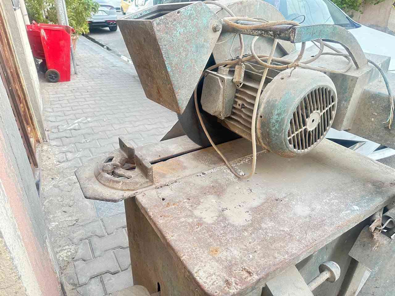 السلام عليكم
غراض للبيع
مولده كهرباء
ماكنه لحيم
كتر
بطل أكسجين
منكنه + سندان.
العنوان النجف الاشرف 
للاستفسار الاتصال على الرقم
***********
