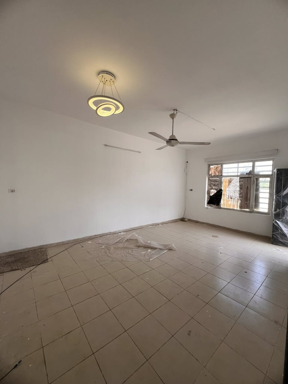 ‎کوردی - عربي
‎خانوو بۆ #کرێ لە ئاشتی 2🏡
‎🔷 204م
‎🔷 2 ژووری نووستن
‎بۆ زانیاری زیاتر پەیوەندی بکەن بە:
***********
***********
***********
-----------------------------
‎بیت #للایجار  في ئاشتی 2 🏡
‎🔷204م
‎🔷 2 غرف نوم
‎للاتصال و الاستفسار
***********
***********
***********
