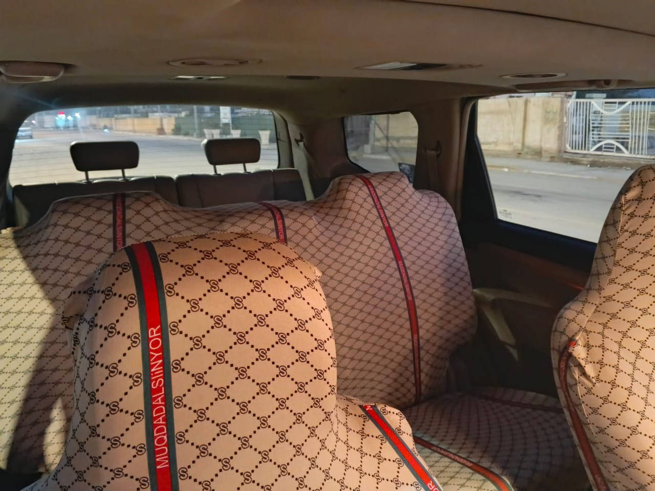 السلام عليكم 
موهافي 2013 فول 1/1 

بصمة 

فتحة 

زراك لايت

7 راكب 

كشنات جلد 

3 قطع تبريد 

صندوك كهربائي 

دفع رباعي 

لايت ناصي زنون بلادي 

بك لايت LED

كشنات امامية تدفئة 

رقم بغداد 

السونار موجود الصبغ الموضح اثر شخوط فقط بدون حادث ومعجون 

السعر 160$
***********
