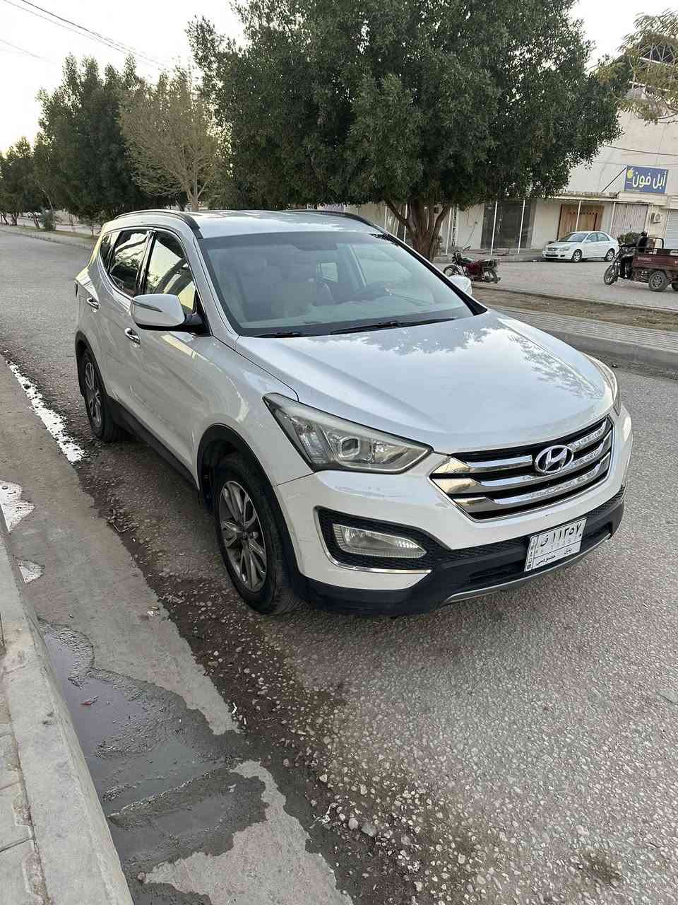 سنتافي 2014 خليجي
. المحرك 4 سلندر 2.400 دوش

. الحالة نظيفة مع وجود صبغ بسيط تحت الرقم الخلفي 

. عدد الركاب 7 راكب 

. السعر  155 ورقه 

. مكان السيارة كربلاء ***********
