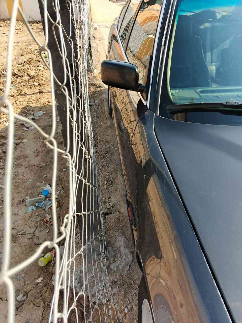 السلام عليكم ابيأم 525اللبيع  مديل 1991 مكينة مسكر حدادية/100/تخم تاير جديد كير جديد شرط  /مكاني ميسان العمارة ***********/السعر 55
