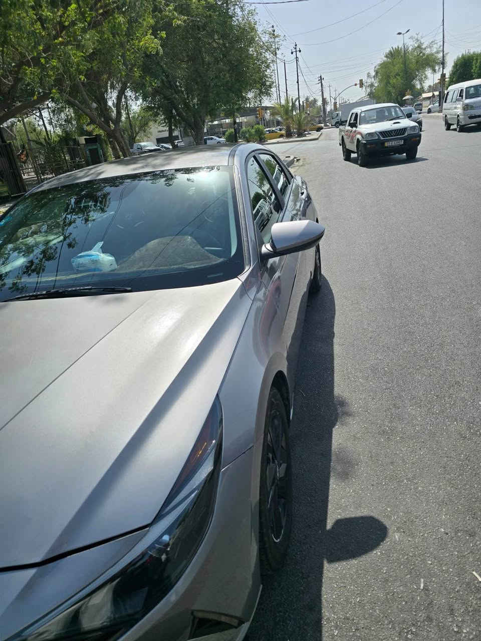 السلام عليكم
هيونداي النترا 2023 فول مواصفات عدا الفتحه
رادات امامية خلفية
بصمه شاشه 
اشارة ترحيب 
اشاير مري وحساسات جانبية
٣ انظمة قيادة
السيارة كير مكينة  لغود وشواصي مكفولات 
جاهزة متصرف عليها اي شي 
ماشية 70 الف كيلو 
عنواني بغداد/ الحرية /الدولعي
السعر 157
*********** بغداد, العراق
