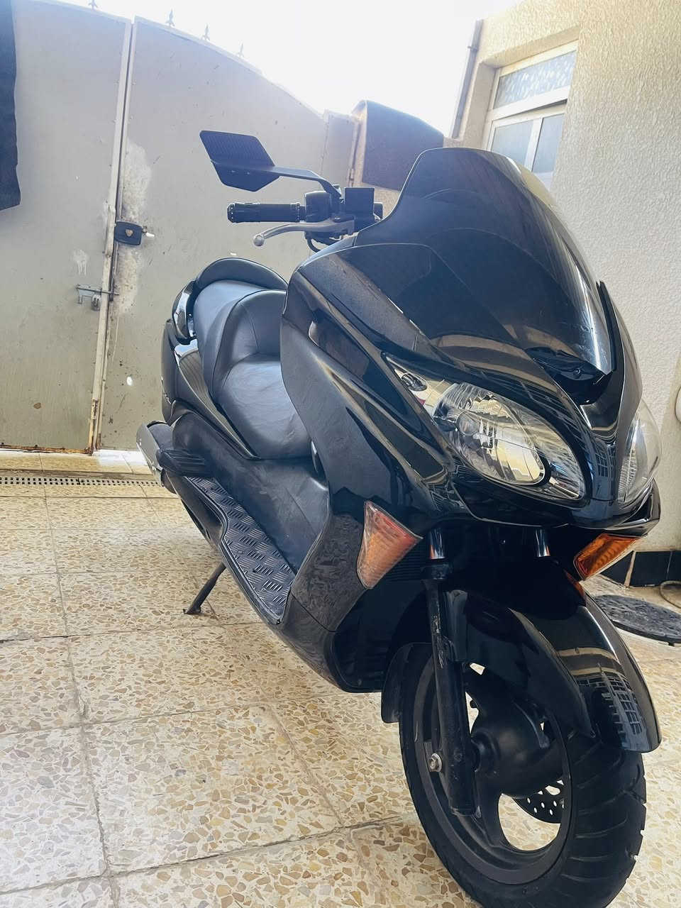 سلام عليكم فورزه 09 كرستال 8كير 4تحويلات سعره مليون و 200 كفاله عامه جيب فيتر و افحص  مكاني بغداد الحسينية ***********
