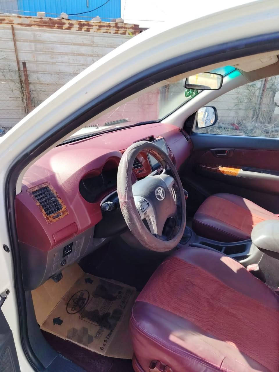 البيع سياره موديل 2013مكفوله كفاله عامه تبريد وي سويج السعر 170وبيه مجال الاستفتار ***********
