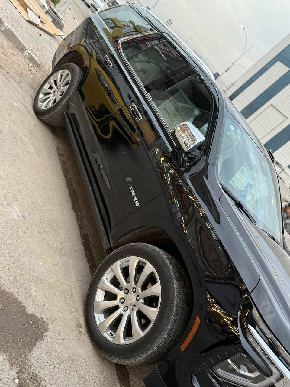 السلام عليكم ....
للبيع تاهو بريمير 2025 🔥

🚘 Chevrolet Tahoe Premier 2025

🎨 اللون: أسود ملكي

🛡️ مغلفة بالكامل PPF أفلام حماية نوعية ممتازة

📍وارد خليجي – فل كامل

📏 الممشى: 10000 كم فقط

✨ المواصفات: • شاشة كبيرة ونظام ملاحة

• كاميرات 360

• تبريد وتسخين مقاعد

• سقف بانوراما

• تشغيل بصمة

• نظام Bose الصوتي

• رادار + تحذير خروج مسار

• كراسي جلد فاخرة

• باب خلفي كهربائي

• ريموت تشغيل

• ويلات وكالة

✅ السيارة زيرو بحالة الوكالة

✅ مكفولة بالكامل عدة مكان بارد صغير فقط

✅ استعمال خفيف جداً ونظافة تامة

💰 السعر: 70,500

للاستفسار والاتصال ع رقم ‪***********
