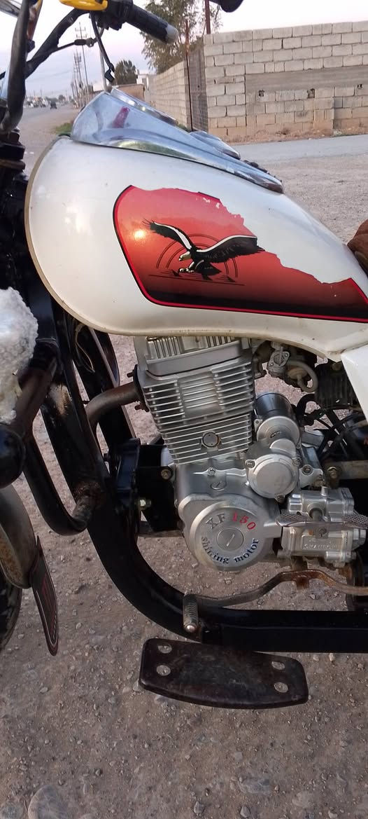 السلام عليكم للبيع موديل 21 كفالة عامة من صبغ وخياس ولحيم للاستفسار الاتصال على  ***********
