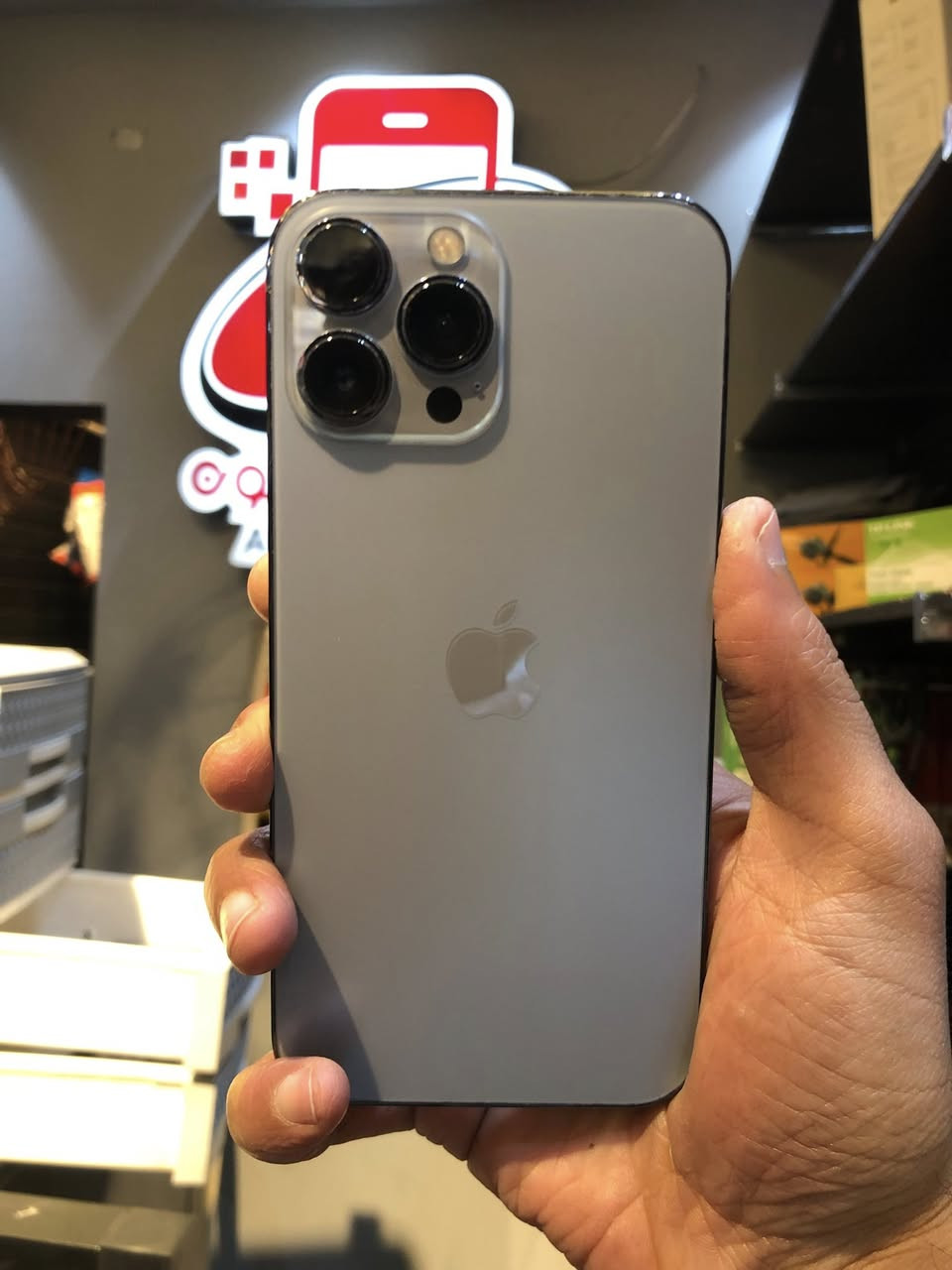 I phone 13 pro max
ذاكره 256

بطارية 87

دبل سيم كرت

الجهاز نورمال حيل نضيف

كل شي شغال 

السعر 725

لتواصل خاص 

أو تصال عل رقم ***********
