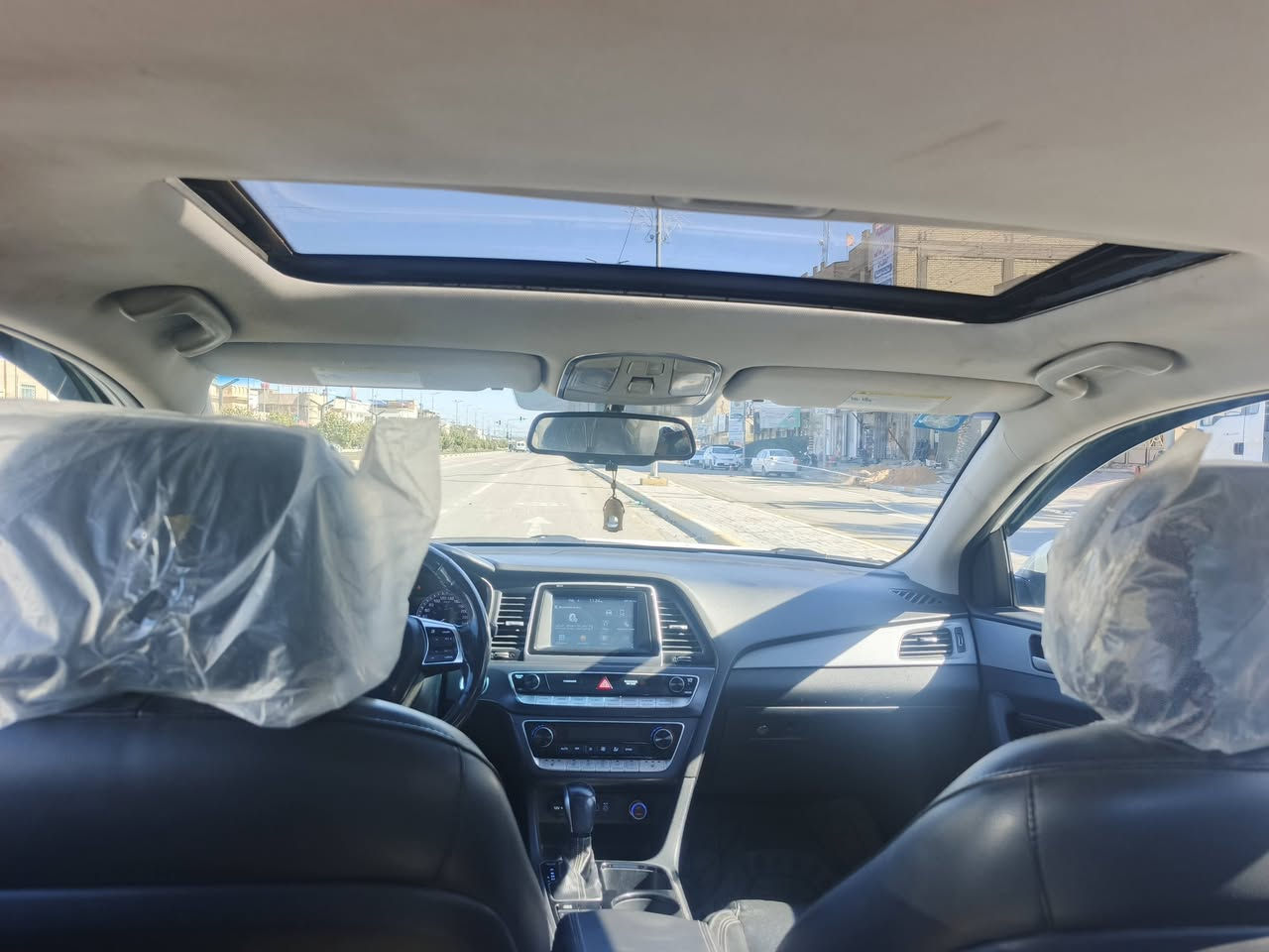 سلام عليكم
سوناتا مديل 2018  وارد كندي فول مواصفات 
مكينه ٢٤٠٠جديده داخل اسود جلد تدفئة كشنات 
رقم بغداد سونار منزله بل منشور حداديه جديده 
سياره جديده 
مكاني كربلاء 
رقم الهاتف ***********
السعر ١٣٦وبيها مجال شي قليل
