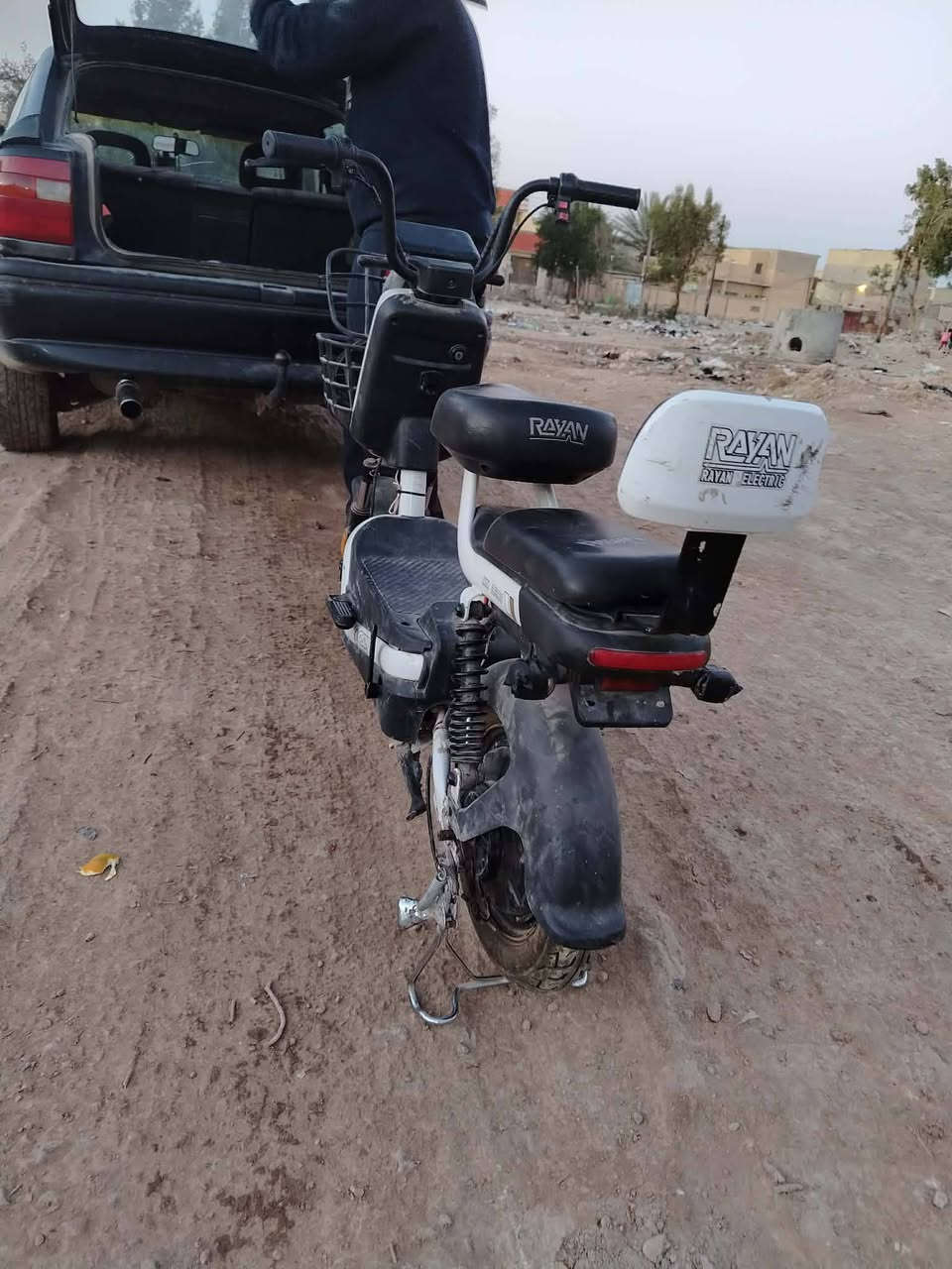 دراجة شحن للبيع 100 عوزهة بطاريات دراجة نضيفة


**إذا كنت صاحب هذا الإعلان وتريد حذفه لأي سبب، رجاءا أرسل رسالة إلى الدعم الفني**