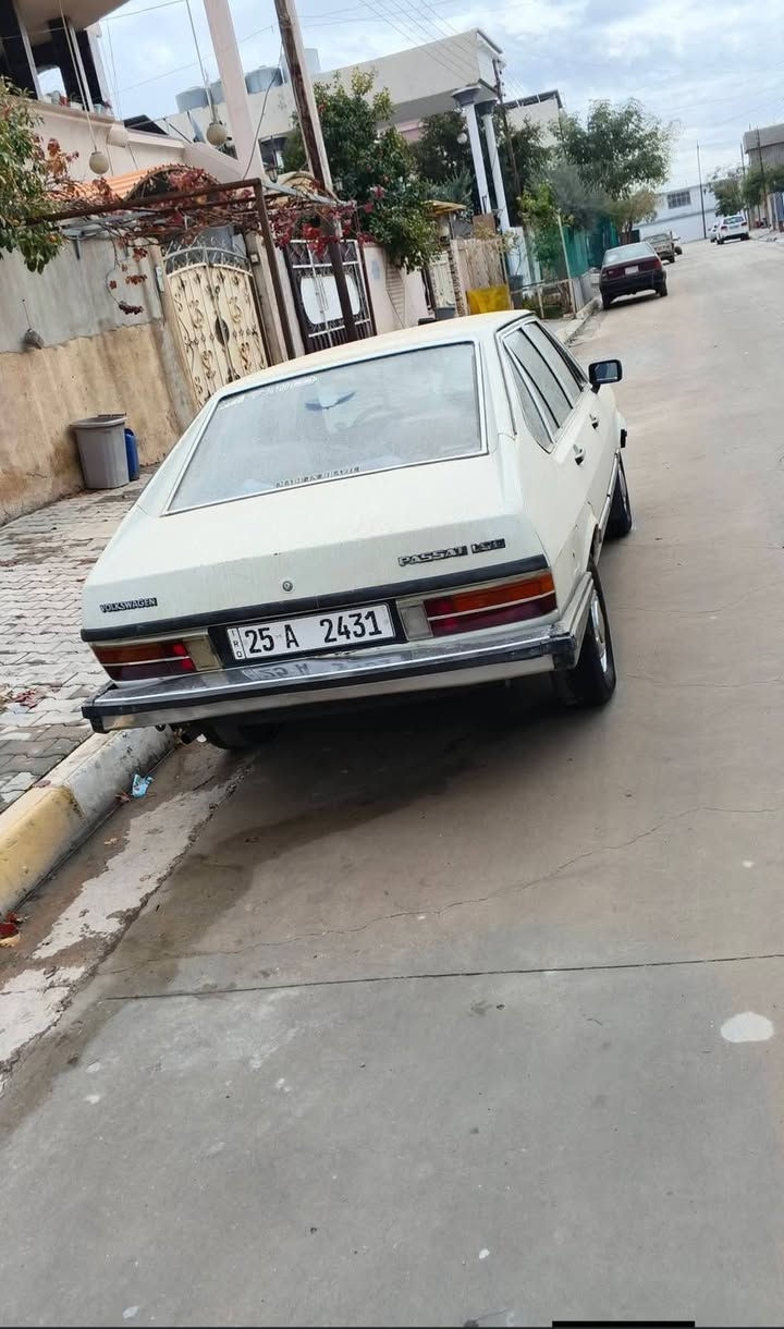 سلام عليكم سياره للبيع مشروع وطني سنويه 2031 موديل 1984 كود بانزين بي كير محرك شرط أربع تايرات جديد كهربائية كلها شغال صدر جديد سيار تعمير جديد صبغ عام جماليه بدون ضرب سعر 38 بي مجال ***********
