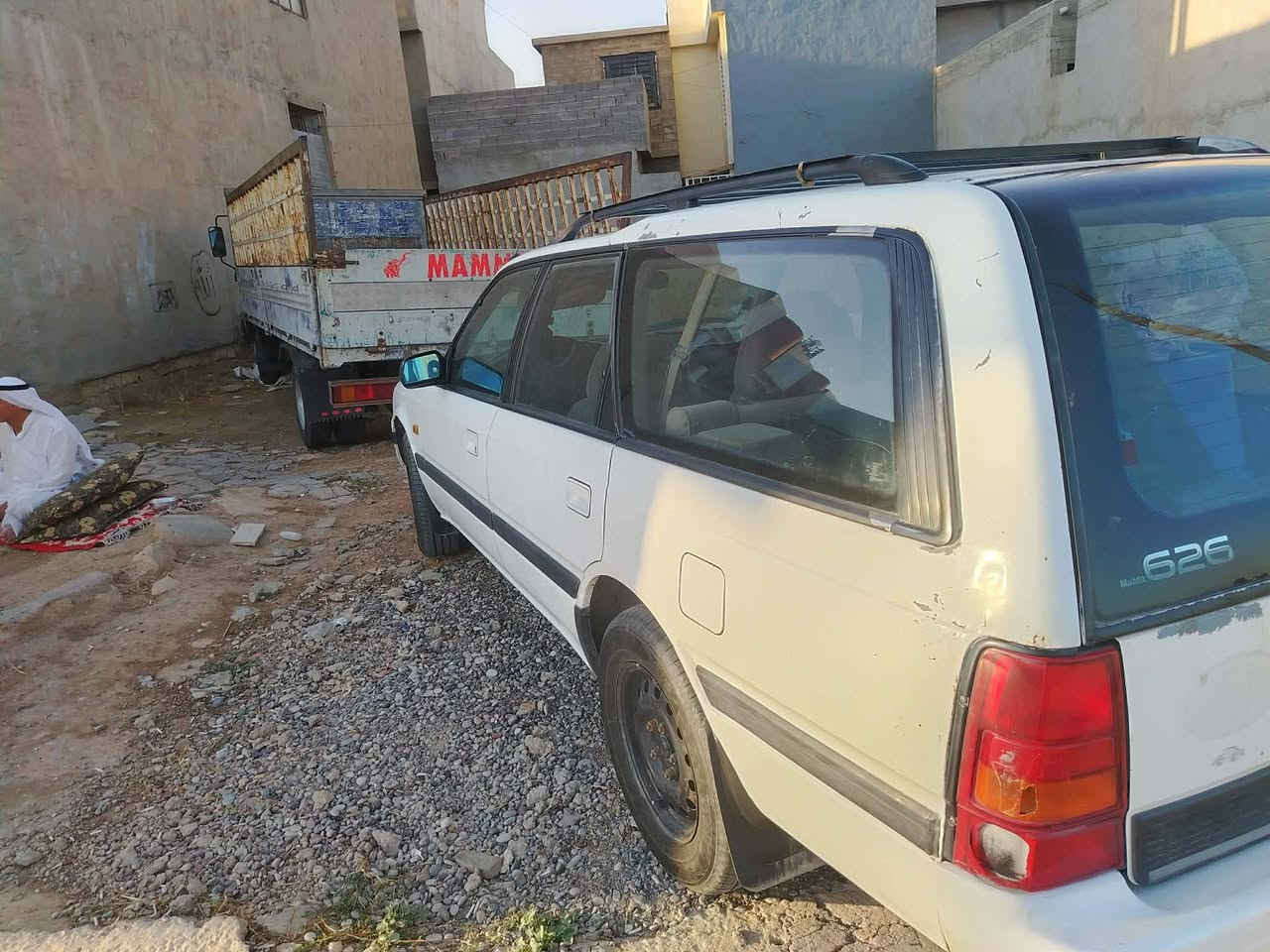 السلام عليكم
مازدا 626 
سياره نضيفه 
12 بخ
رقم نينوى و (رقم جديد) 
سياره بأسمي وشرط التحويل
مكان السياره (موصل) 
السعر 50 وبيها مجال
للاستفسار (***********)
