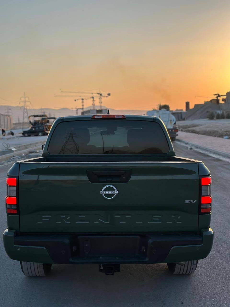 نيسان فرونتير موديل 23 محرك V6 3800 رقم اربيل تسجيل جديد تحويل او وكاله حادث بسيط طخه بين الباب والجاملغ وبيهم صبغ بدون اي قطره دواخل ولااير باك كل قطعها بلاد بدون أي تبديل حته دعاميه وشباك بلاد السعر 230 بي مجال مكاني بصره للجزيزه *********** البصرة, العراق
