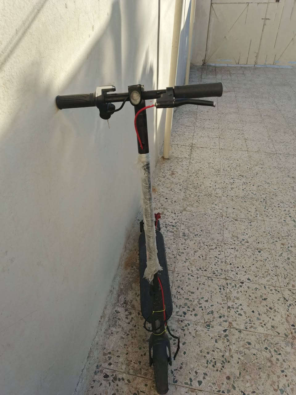 سكوتر كهربائي للبيع مع شاحن خاص 250ألف


**إذا كنت صاحب هذا الإعلان وتريد حذفه لأي سبب، رجاءا أرسل رسالة إلى الدعم الفني**