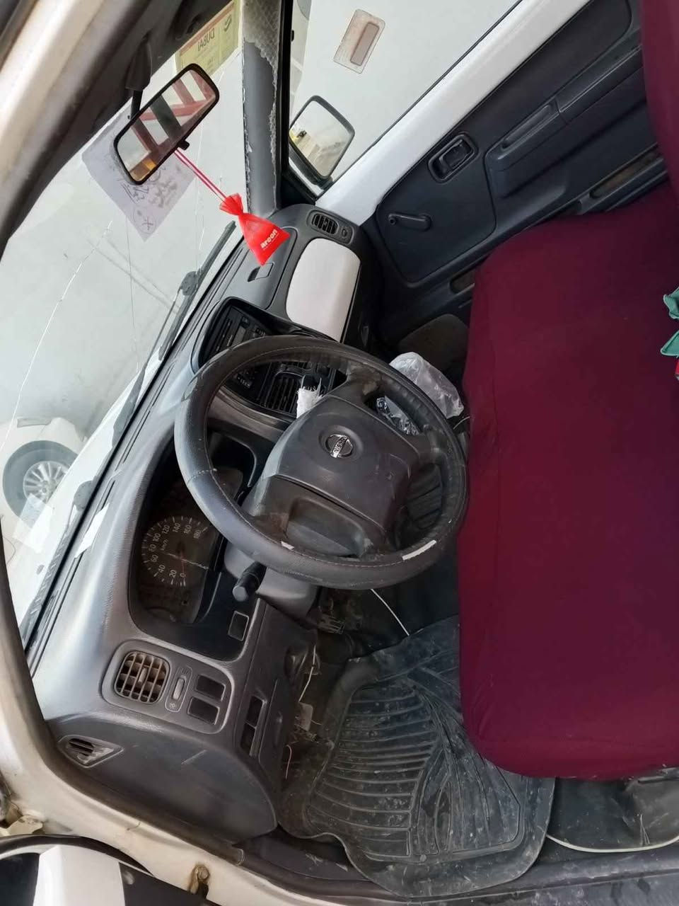 نیسان 2001 پاوەر ....
ئاڕمی پلاستیک سلێیمانی 
بێ دەعم و لێدراوی بێ مەسرەف زۆر جوان
***********
***********
سەید سادق حلبجة, السليمانية
