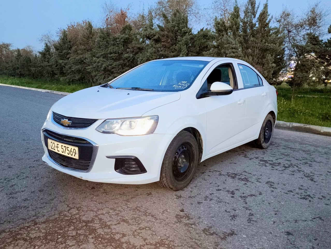 ئەڤیۆ 2019  خەلیجی تۆماتیک سپی بەفری 
گێڕ و مەکینە و تەبرید بەشەرت
وەکالەو تەحویل و  غەڕامە بەشەرت‌ بەناو خۆمە
ڕەقەمی  نوێیە  و سەنەوی تا 6/ 2029 
 مواسەفات: 
 مەکینە گەورە و  ABS و تەعدیل سوڕعە و دژە خلیسک و   وگێڕتۆماتیک و  سوکان ڤۆلیۆم  و چوارجام کارەبا و  کوشن هیتەر  و قفڵ مەرکەزی  ...
ڕەقەم هەولێرە و لەشاری هەولێرە 
هیچ سبوغ و لێدانی نیە تەنها هەندێک   ساردەکوتی  بچووکی هەیە ....
بێ مەسرەف و بێ تەقەو ڕەقە ،بەشەرت و چوار تایەی تازەی لەژێردان و سپێری دانەبەزیوە و  سەیارەکە هی دەستە..
سعری 85 وەرەقە و مەجالێکی کەم

***********
