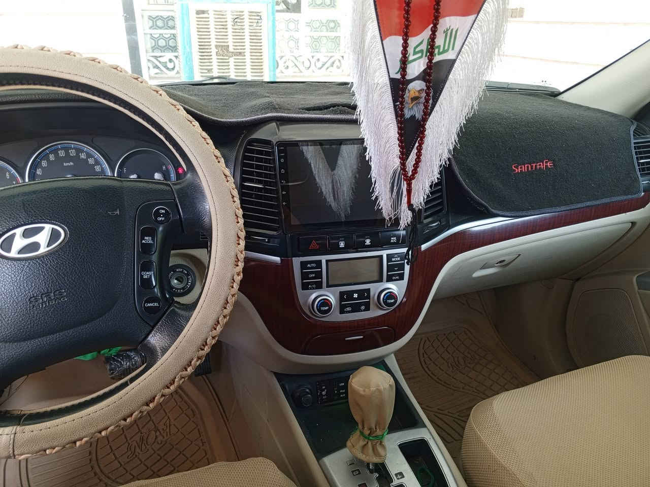 السلام عليكم سنتافيا 10خليجي 6سلندر 2700
رقم بغداد مكفوله ماعدا البنيد مفتوح لاضربه ولاصبغ 3قطع تبريد 7راكب سعره 146مكاني بابل المحاويل 
***********
