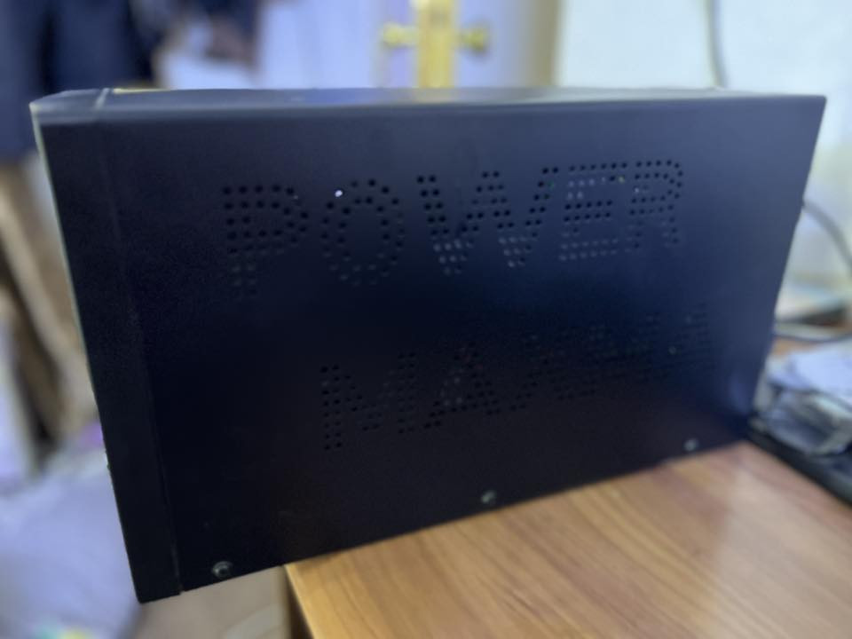 السلام عليكم UPS ماكسيما 1500MAللبيع مستخدم شي كلش قليل ممشتغل بعده جديد يشغلك كلشي
رايده ب65 وتوصيل لكل بغداد الله شاهد قبل كم يوم اخذته جديد ب100 يشغل اكثر من 8 ساعات

***********
