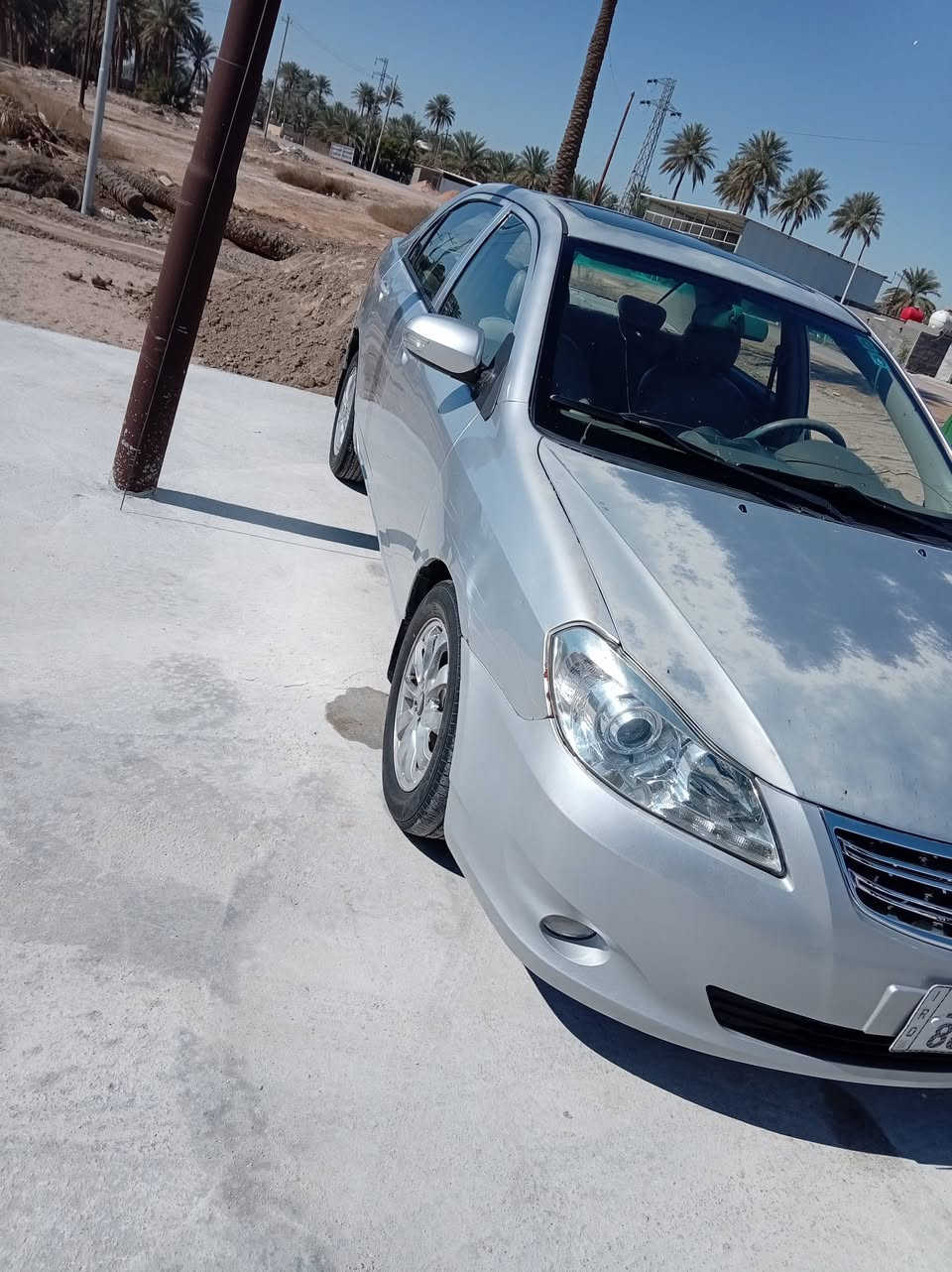 السلام عليكم سياره مقفوله بس صبغها جارد شويه القماره والشنطه سعر 54 مكاني بابل***********
