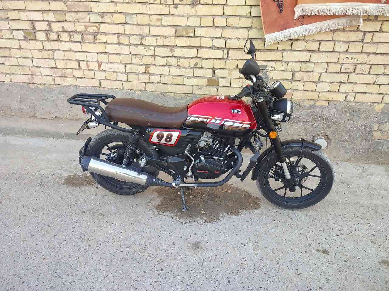 سلام عليكم دراجه دايوان لاتي موديل 2022 مرقمه بغداد بعده بأسم معرض النور دراجه خير من الله نضافه فول  مكاني بغداد مدينة الصدر قطاع 38 السعر 2250 وبيه مجال  للستفسار اتصل على الرقم ***********
