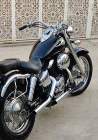 هوندا شادو محرك 400cc بدون رقم اوراق كامله  السعر 12ورقه قفل جاهزة   س...