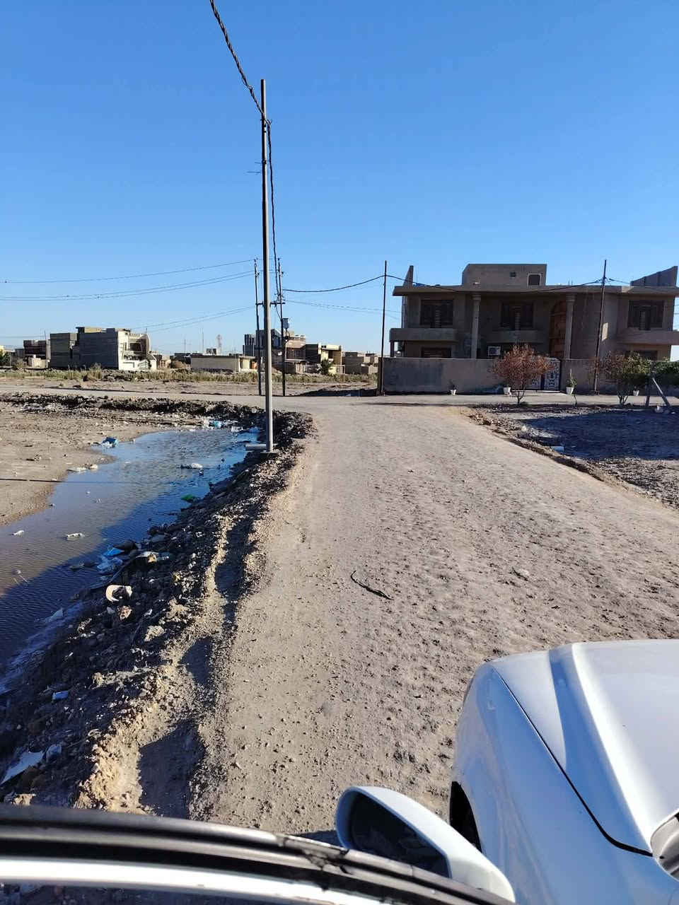 بتلو طابو زراعي سند 25 مساحه 140 متر كافت الخدمات منطقه سكنيه قريب ع شارع العام العنوان/ حله ورديه خلف عيادت د احمد الجمل مقابيل شارع الغسل السعر 32 مع المجال للاستفسار *********** +***********
