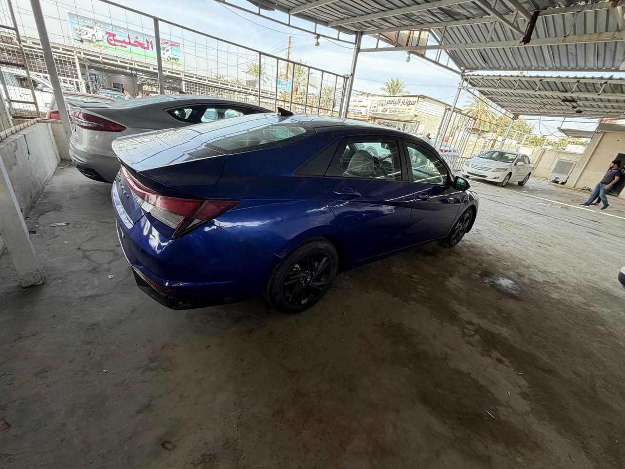 سلام عليكم الانتره موديل 2022
محرك 200 دوش 
كير أي تي المرغوب 
فول موصفات ١/١ 
فتحه 
بصمه 
شاشه جبيره 
رادار 
تحكم ستيرن 
كشن تدفائا 
فول بعد بيه موصفات هواي 
بيه صبغ ٣ قطع بدون دواخل 
رقم أربيل بسمي 
السعر ١٣٣ $ أو بيه مجال 
مكان سياره الدوره 
***********
