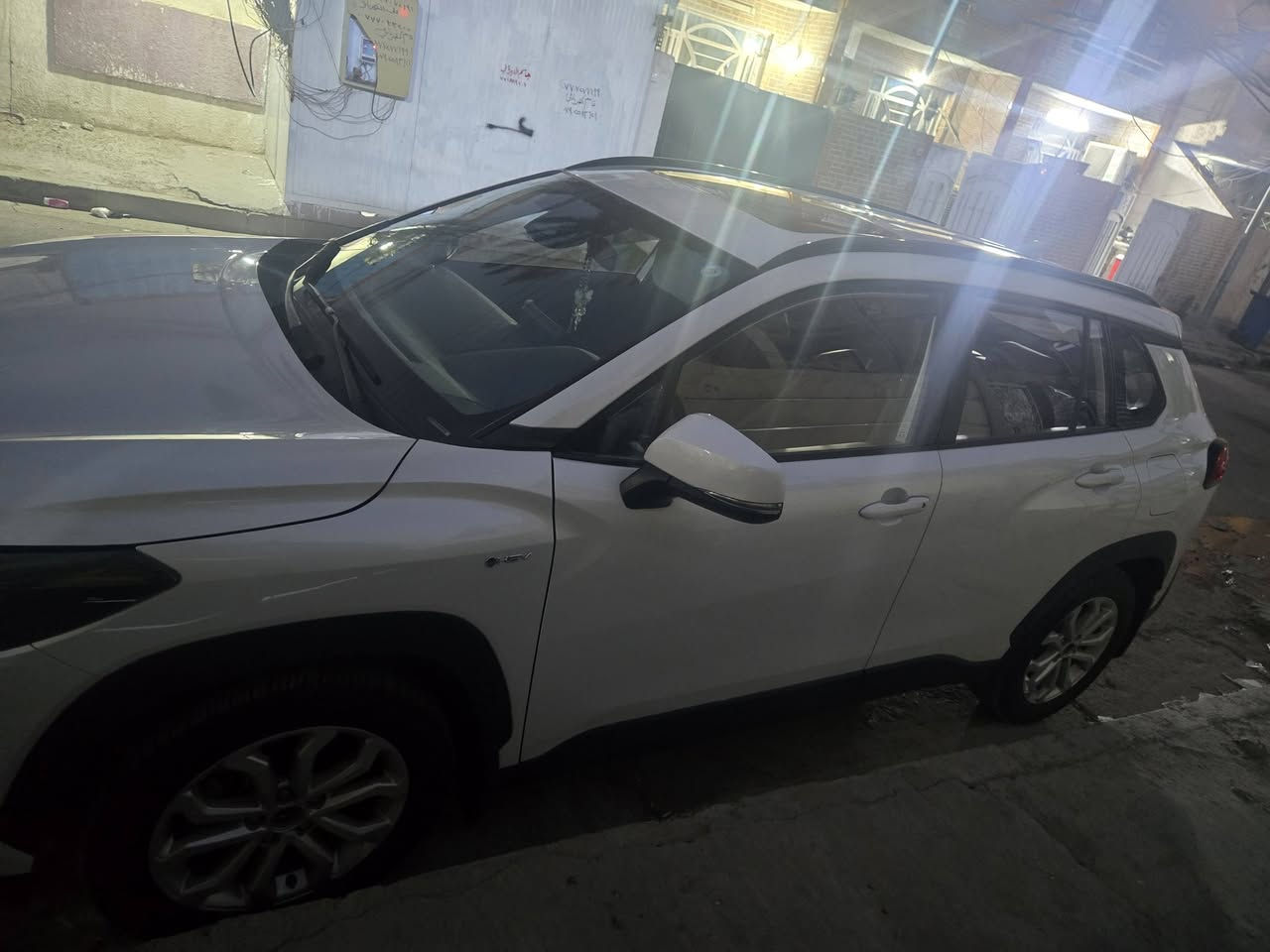 فورتلاندر ٢٤ 
ماشية ٥ الف مكفولة
مواصفات
شاشة 
بصمة 
فتحة 
كشن كهرباء 
تبريد قطعتين 
جلد 
عنوانها بغداد 
***********
