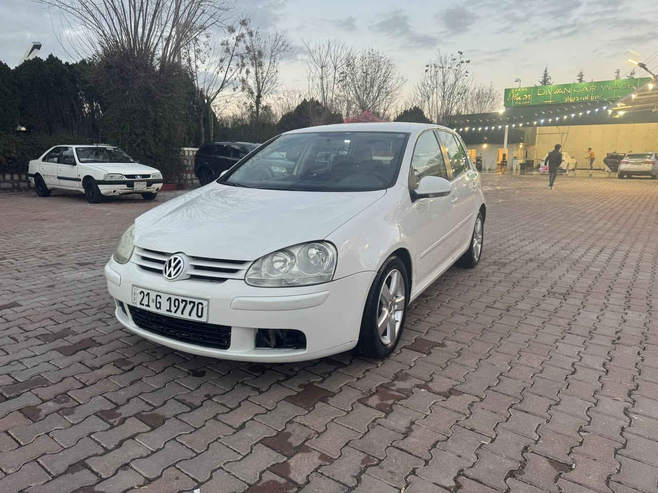 فوكس واگن موديل ٢٠٠٨خليجي. محريك ٢٠بدون توربو
سياره گير محريك مامفتوح بدون ايي خلل  
تايرات جديد. سنه ويه جديد ٢٠٣٠جديد. رقم جديد 
تبريد شغال 
كهربائي كوله شغال 
صبغ بس جملغ. مال اوروپا 
شويه 
بدون ظربه بدون دواخل 
سياره كوله جديد 
كتلوك شريكه موجود 
سعر ٨١$
رقم سليمانيه 
موكان. سياره. سليمانيه 
استفسار ***********
