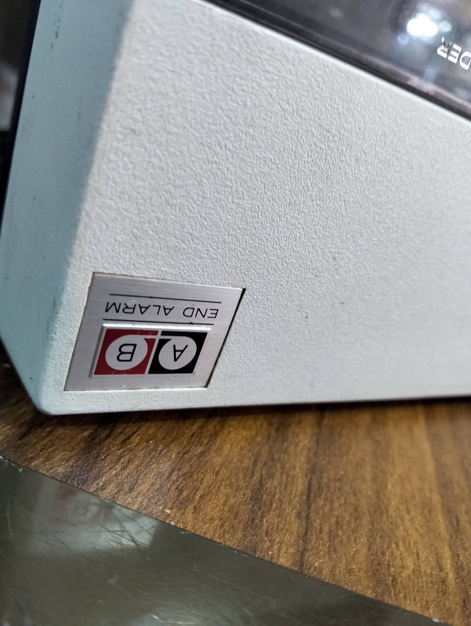 من نوادر الاجهزه اليابانيه
مشغل كاسيت طرح سوني SONY 
صناعه ياباني صنع سنة 1969 
جهاز بلادي غير داخل تصليح وضع الشركه 
يعمل كهرباء وباتري مع واير كهرباء أصلي سوني 
يوجد فديو بالمنشور يوضح التشغيل 
للحجز المراسله على الخاص


**إذا كنت صاحب هذا الإعلان وتريد حذفه لأي سبب، رجاءا أرسل رسالة إلى الدعم الفني**