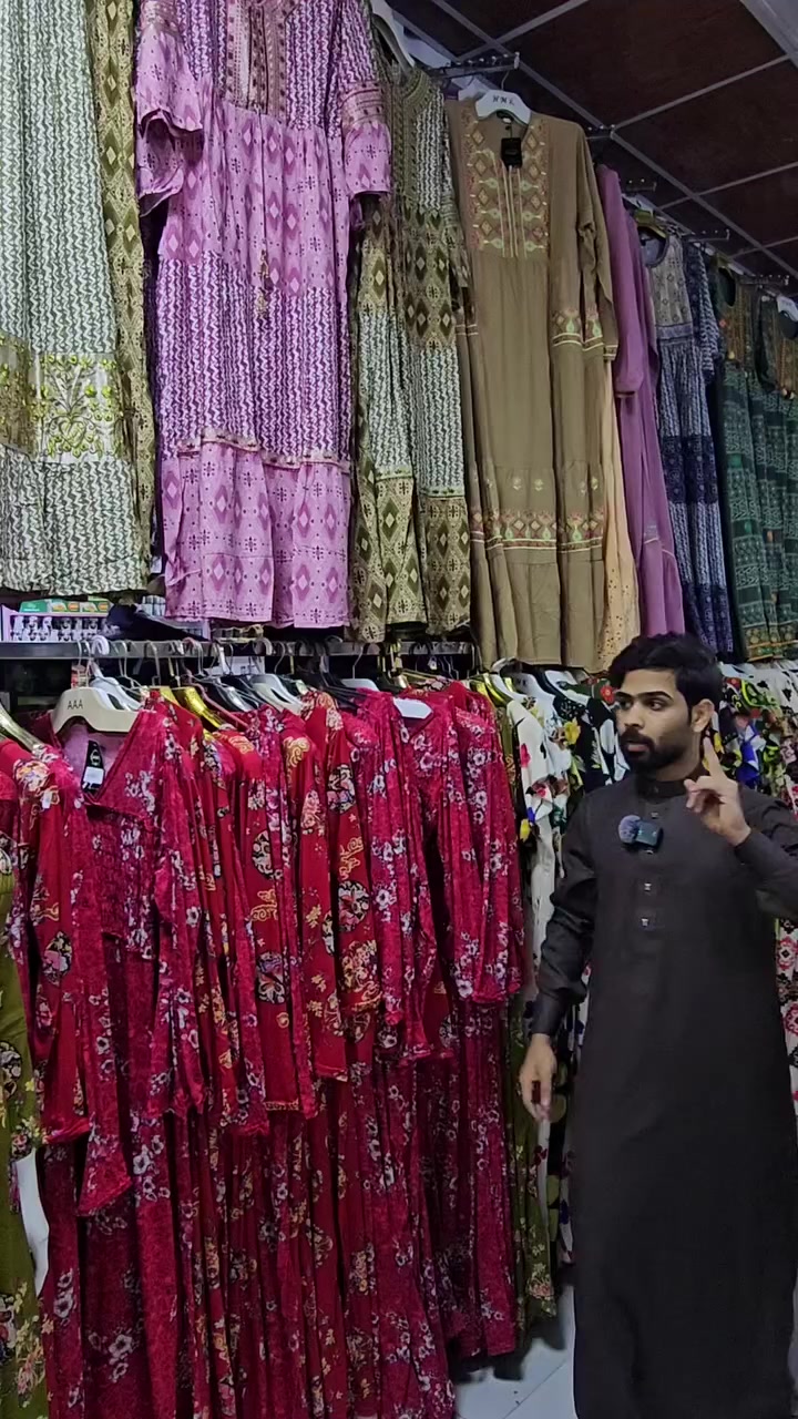 دشداشه نسائيه بسعر (3.000)
متوفر كافه القياسات
متوفر جمله ومفرد
للحجز ***********
